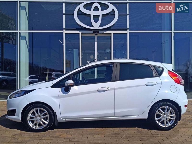 Хэтчбек Ford Fiesta 2014 в Киеве