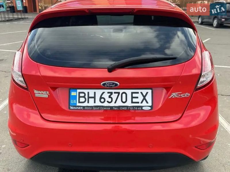 Хэтчбек Ford Fiesta 2015 в Одессе