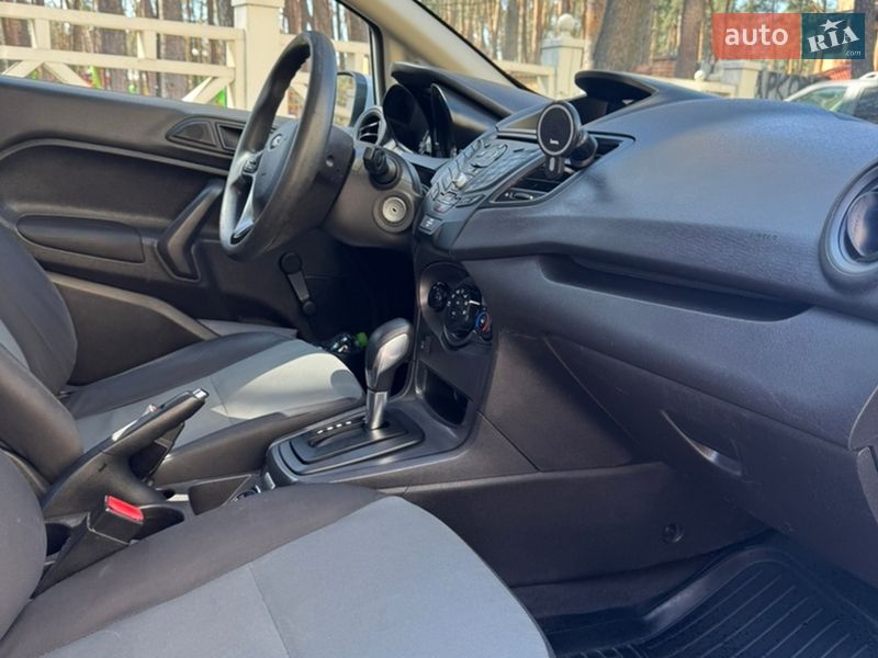 Седан Ford Fiesta 2017 в Ірпені