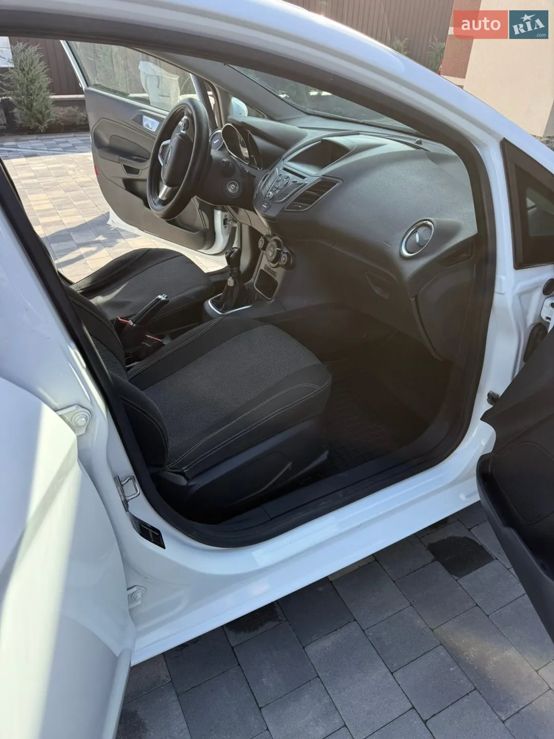 2015 Ford Fiesta - мініатюра 6
