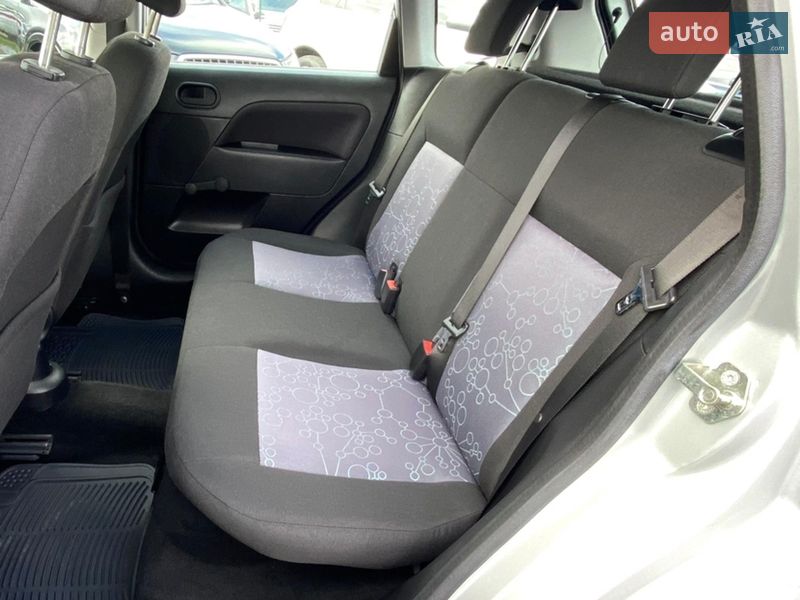 Хетчбек Ford Fiesta 2007 в Рівному