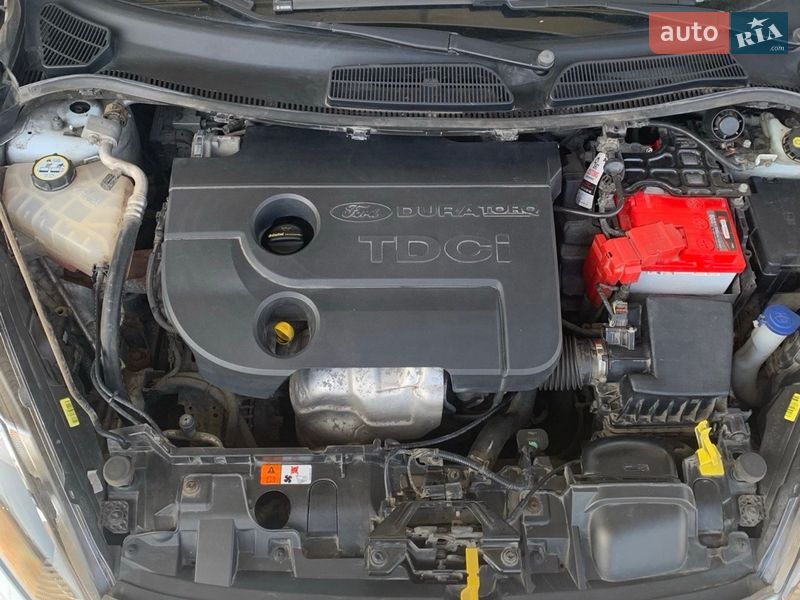 Хэтчбек Ford Fiesta 2013 в Киеве