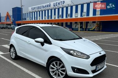 Хэтчбек Ford Fiesta 2016 в Луцке