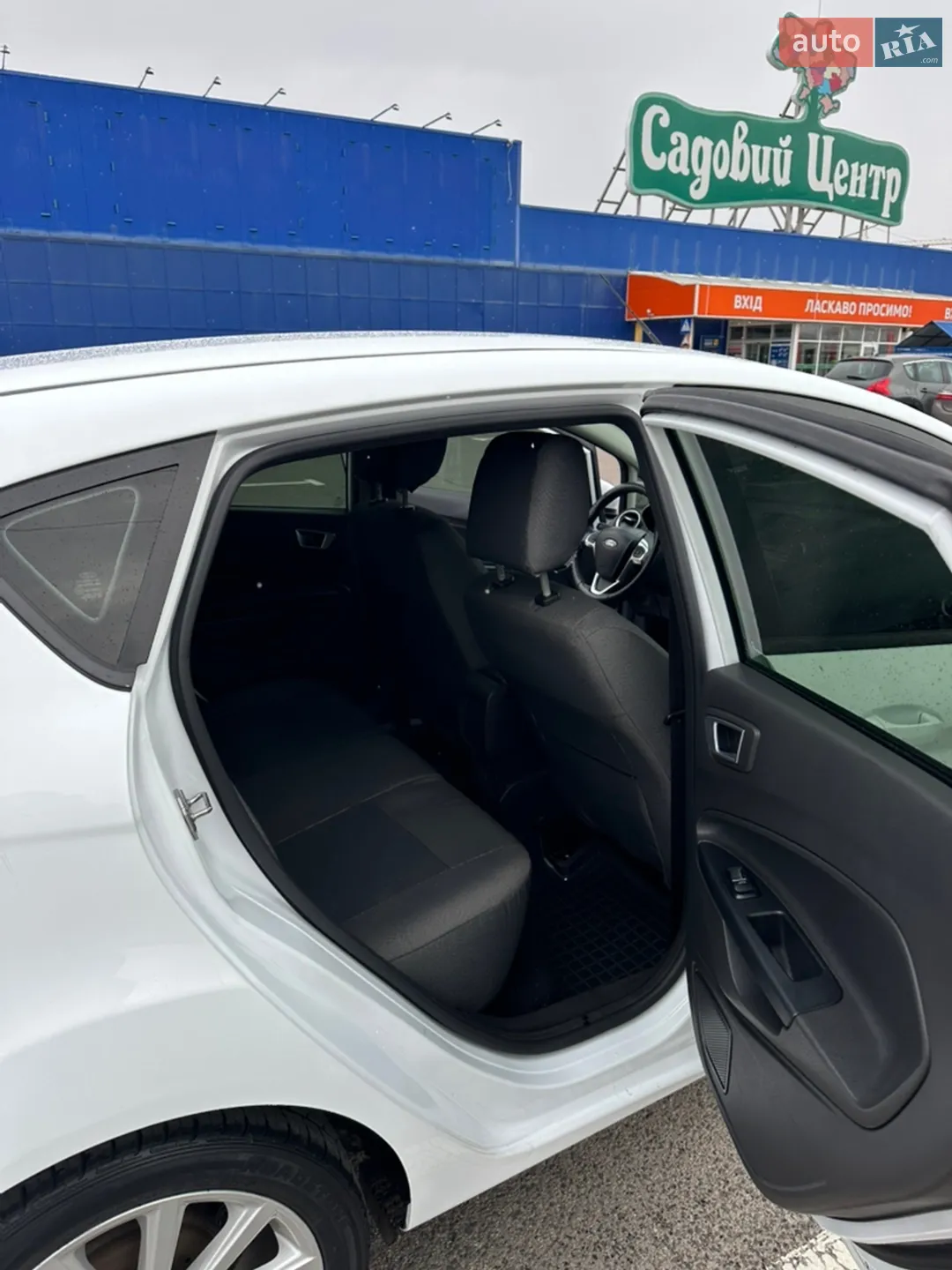 2016 Ford Fiesta - мініатюра 7