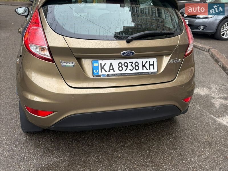Хэтчбек Ford Fiesta 2013 в Киеве