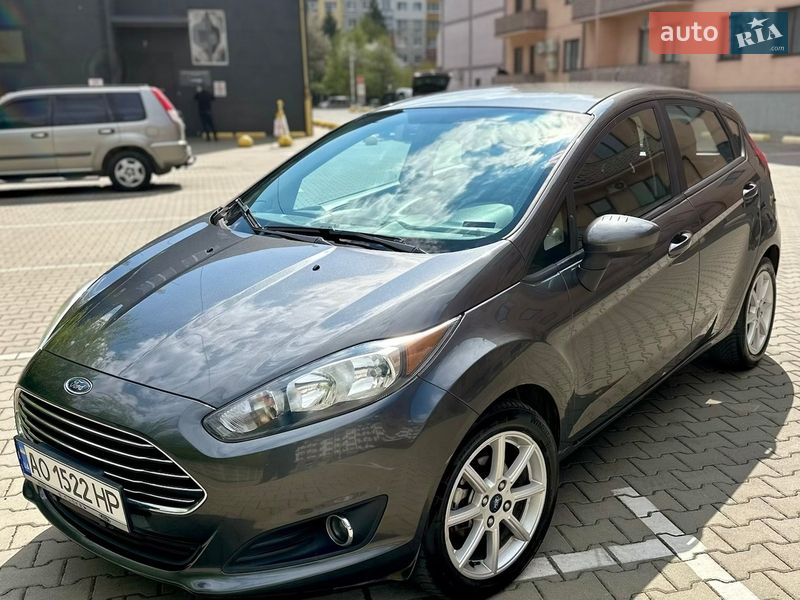 Хетчбек Ford Fiesta 2019 в Ужгороді
