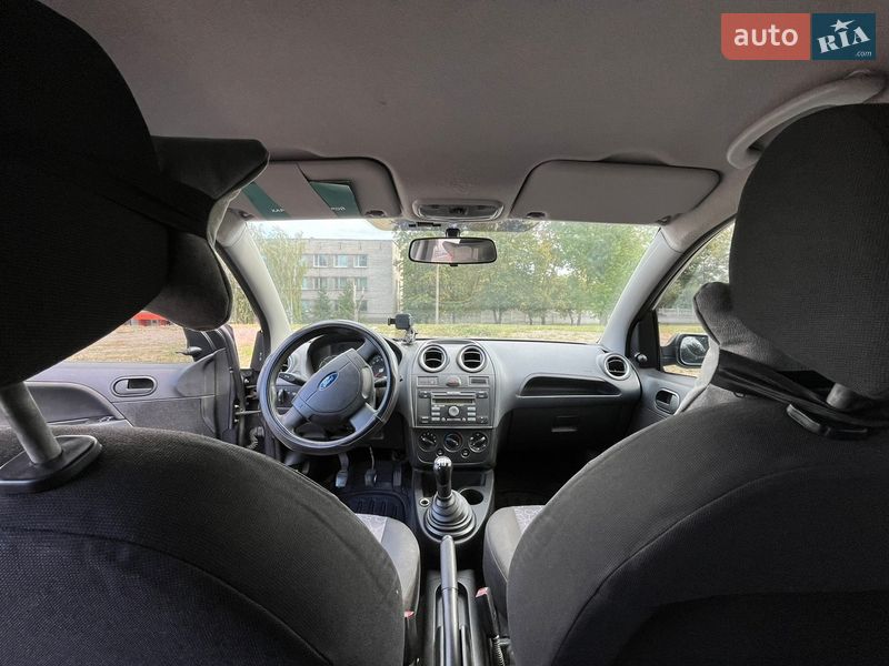 Хэтчбек Ford Fiesta 2006 в Харькове