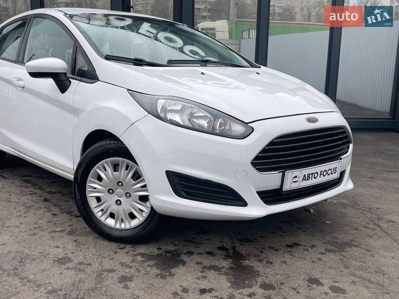 Седан Ford Fiesta 2019 в Києві