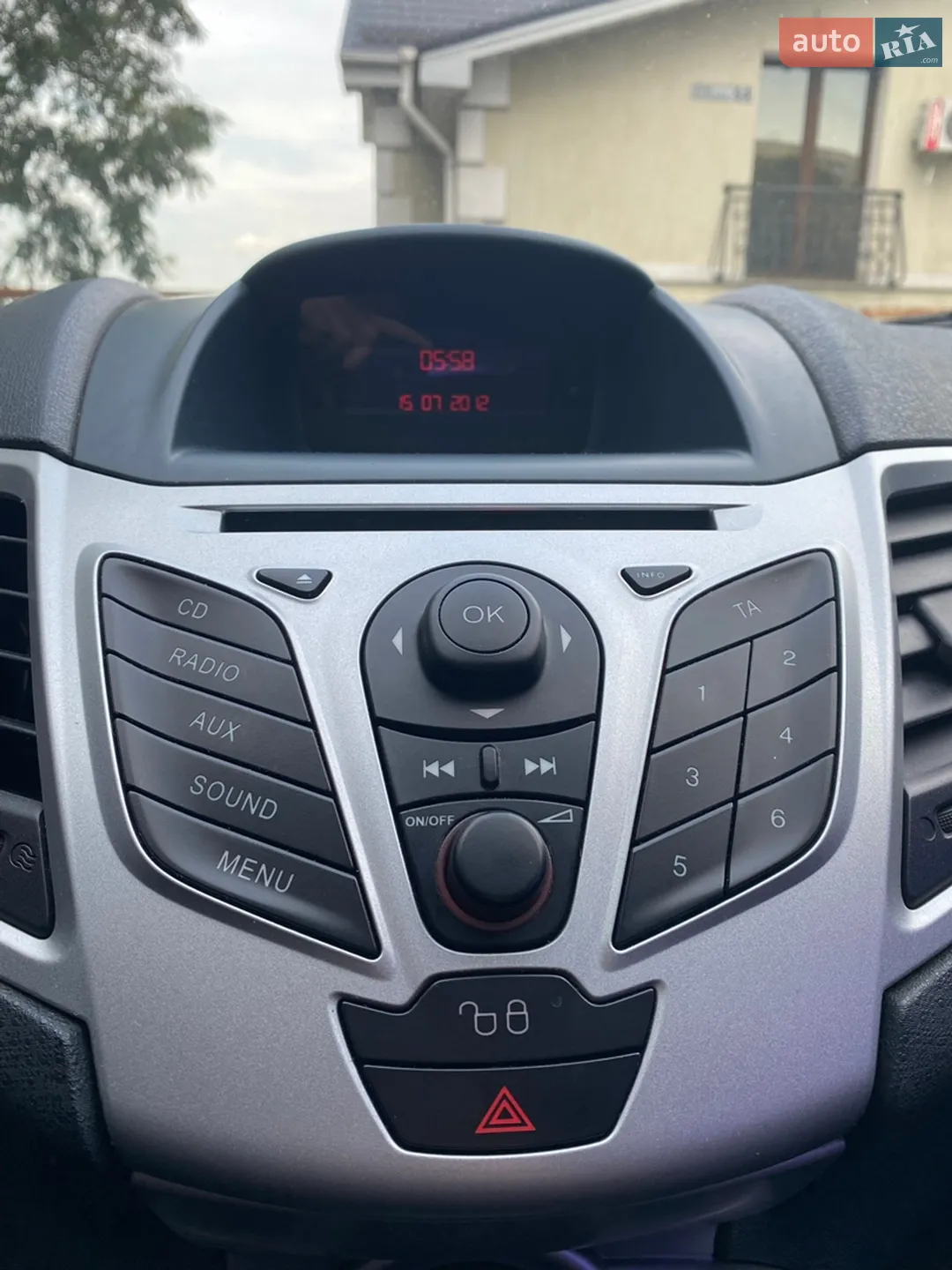 2012 Ford Fiesta - мініатюра 5