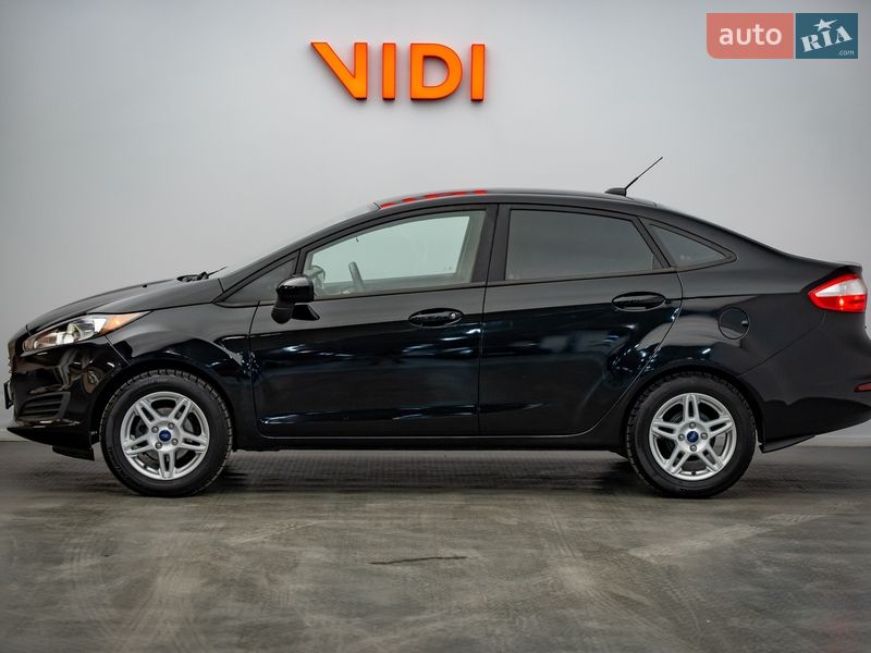 Седан Ford Fiesta 2018 в Києві