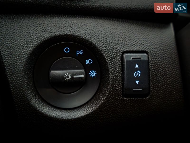 Седан Ford Fiesta 2018 в Києві