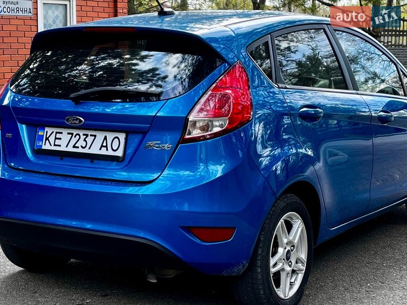 Хэтчбек Ford Fiesta 2017 в Днепре