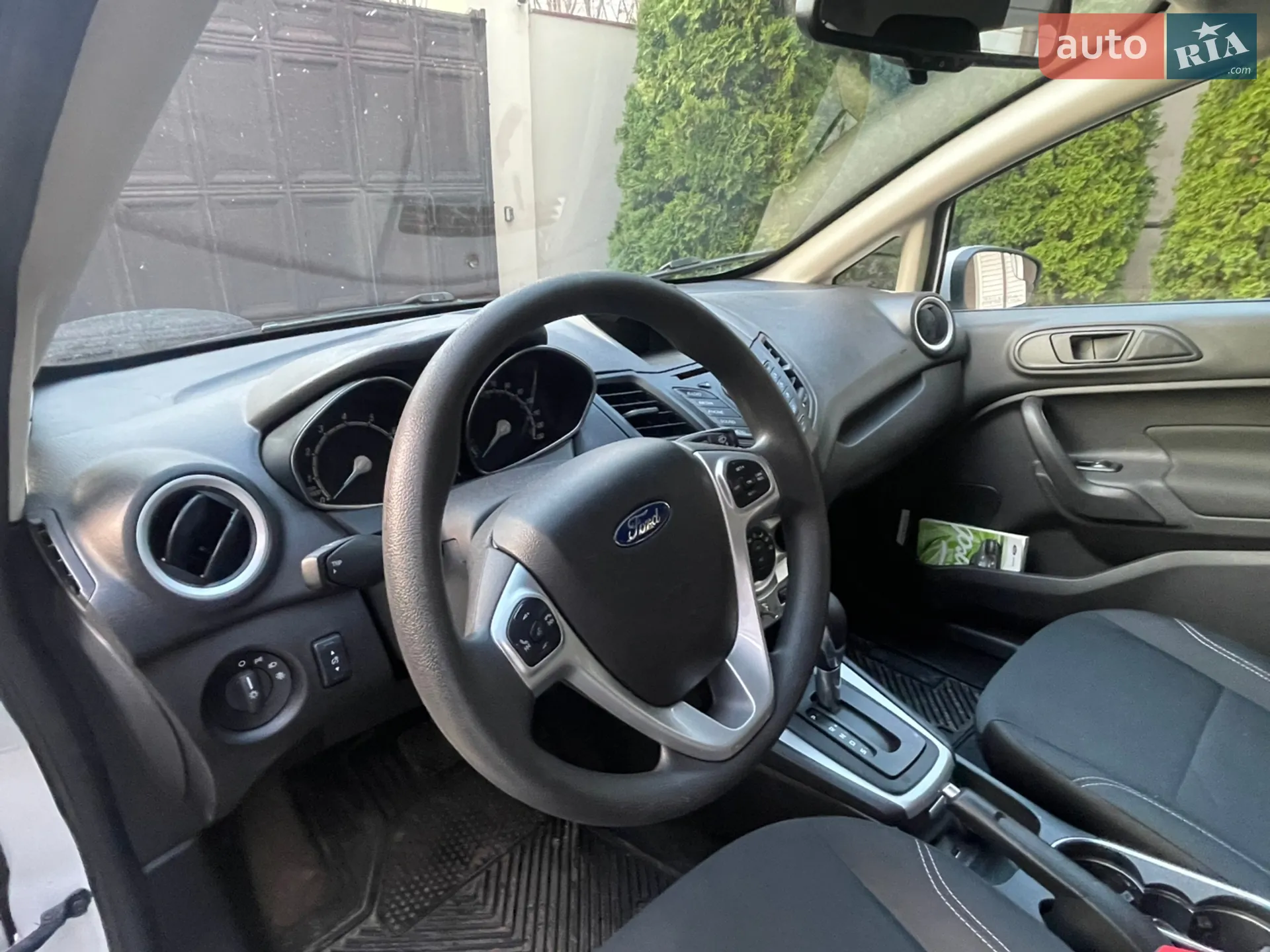 2017 Ford Fiesta - мініатюра 27