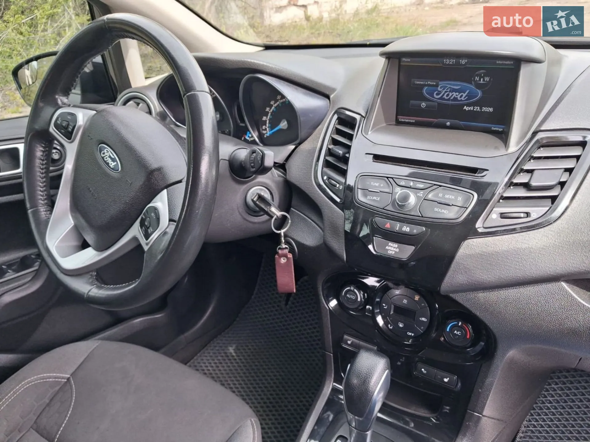 2013 Ford Fiesta - мініатюра 4