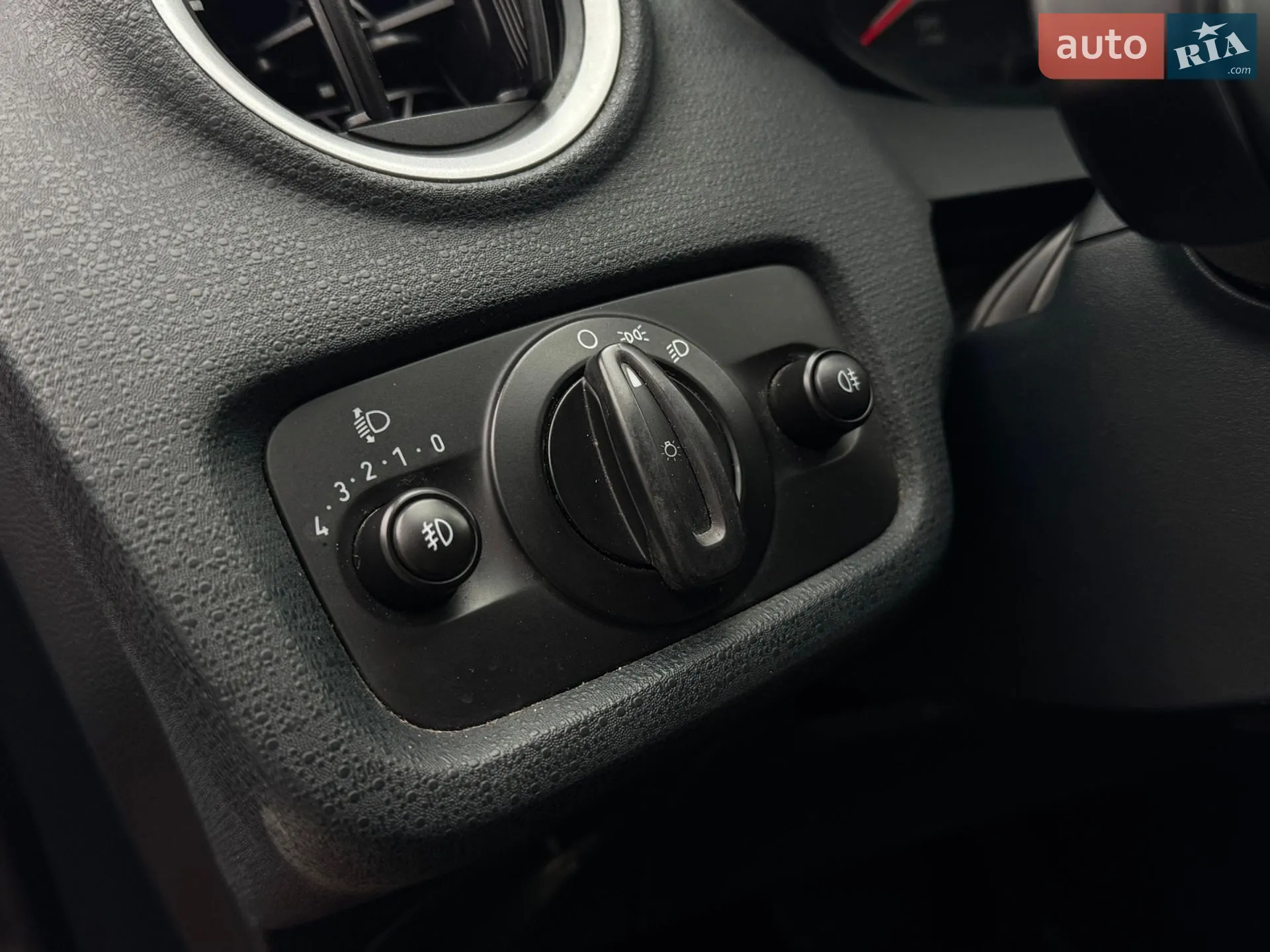 2012 Ford Fiesta - мініатюра 22