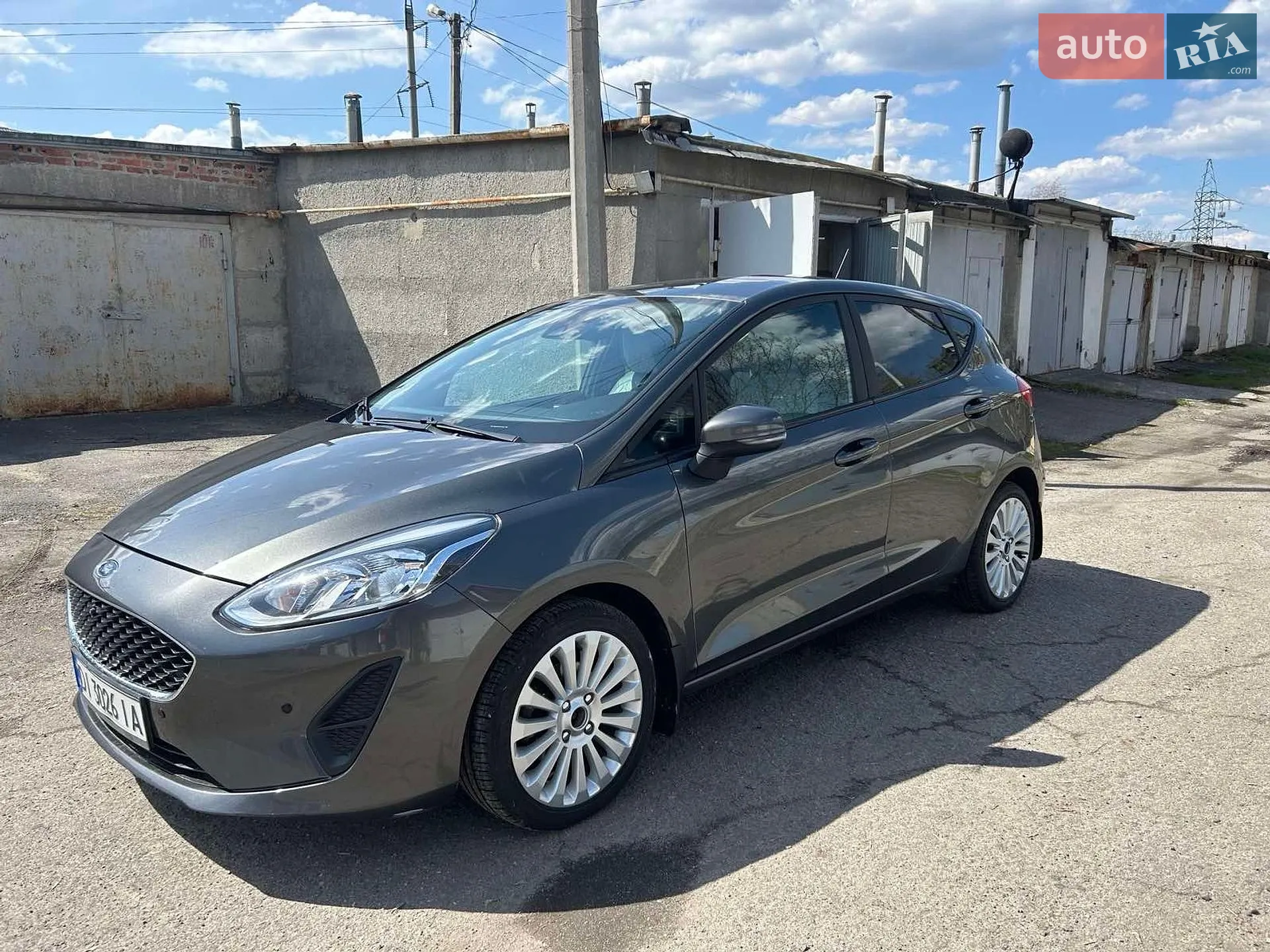 2018 Ford Fiesta - фото 1