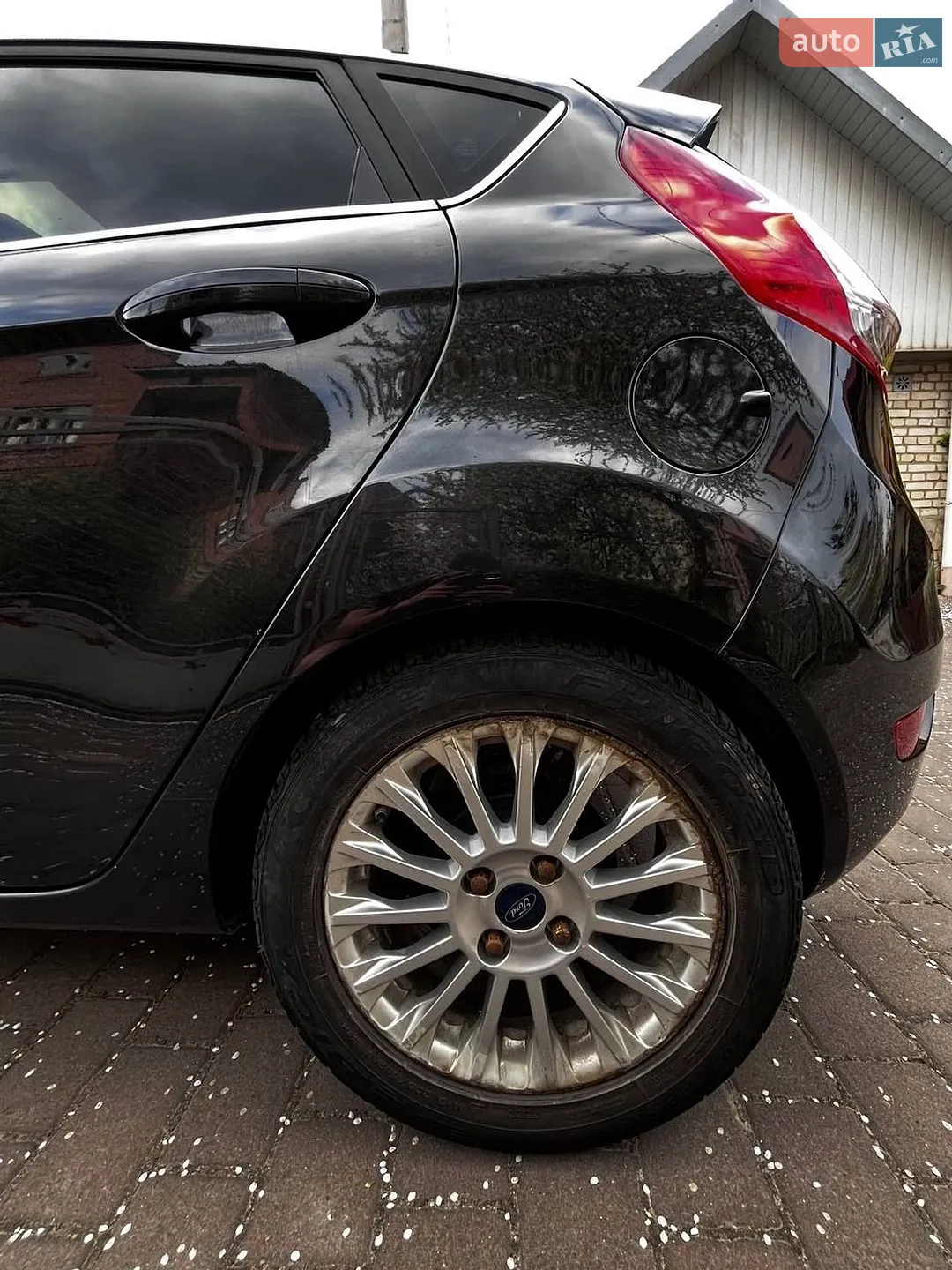 2015 Ford Fiesta - мініатюра 18