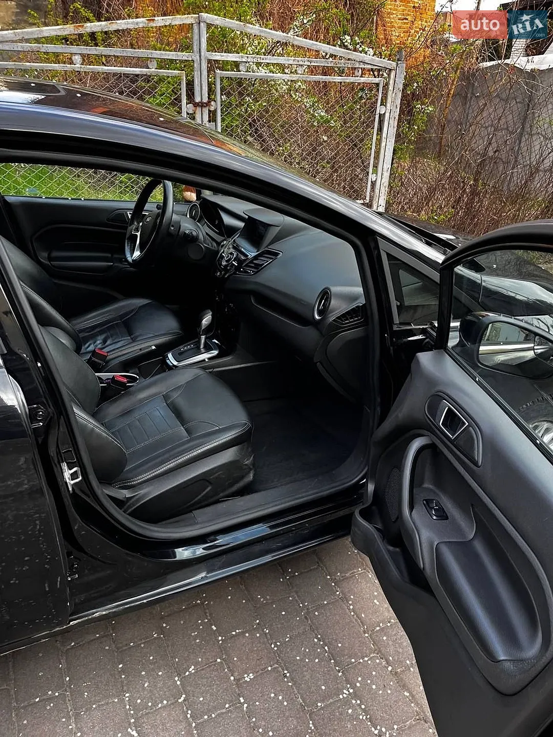 2015 Ford Fiesta - мініатюра 20