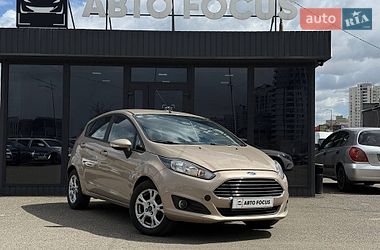 Седан Ford Fiesta 2016 в Києві