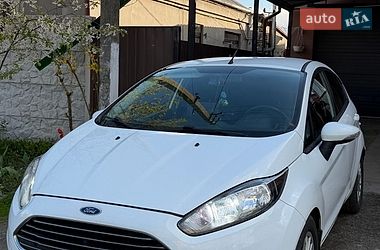 Хетчбек Ford Fiesta 2013 в Новомосковську