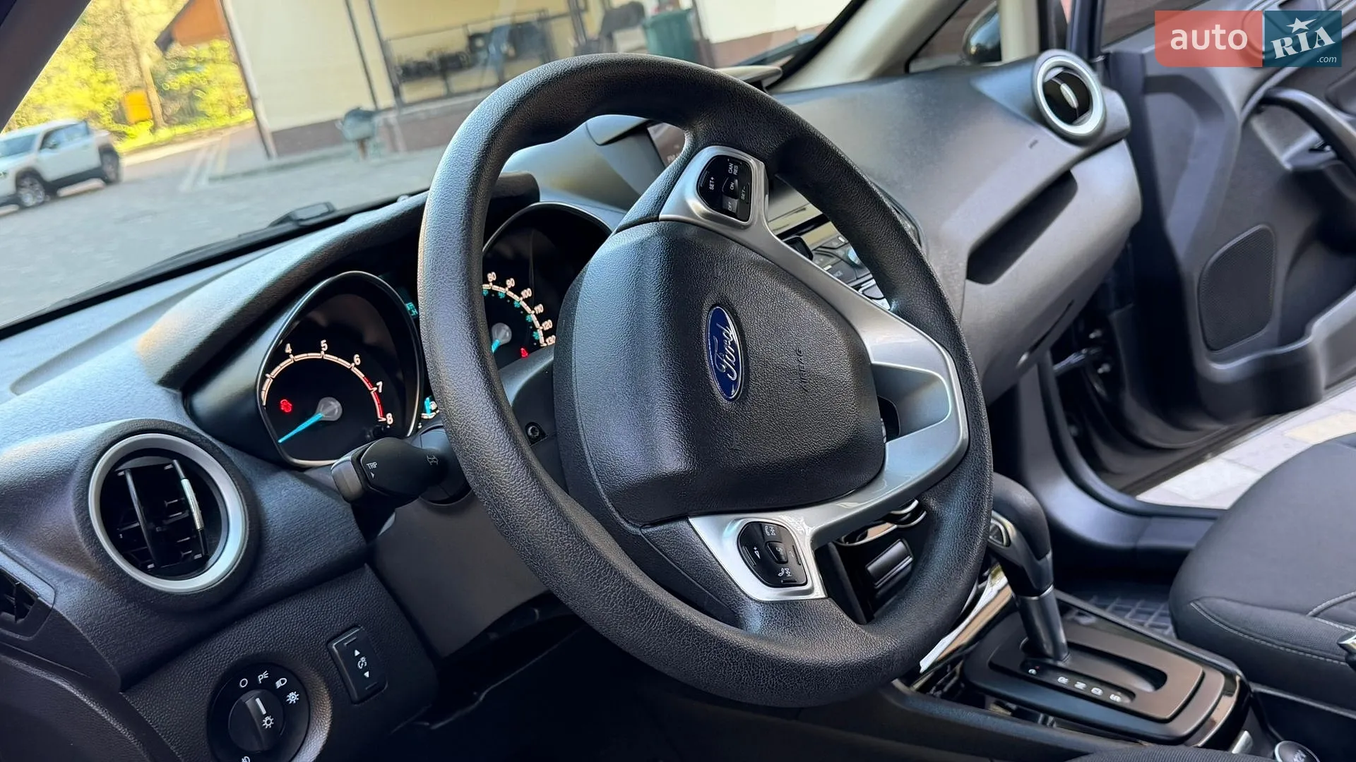 2018 Ford Fiesta - мініатюра 36