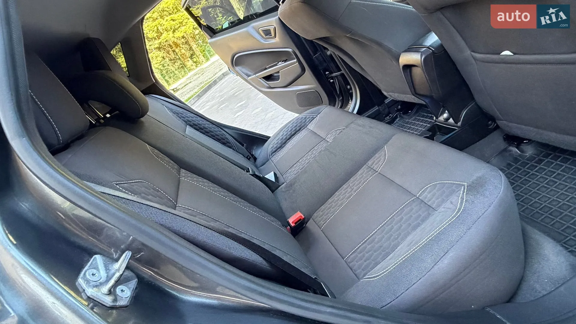 2018 Ford Fiesta - мініатюра 56
