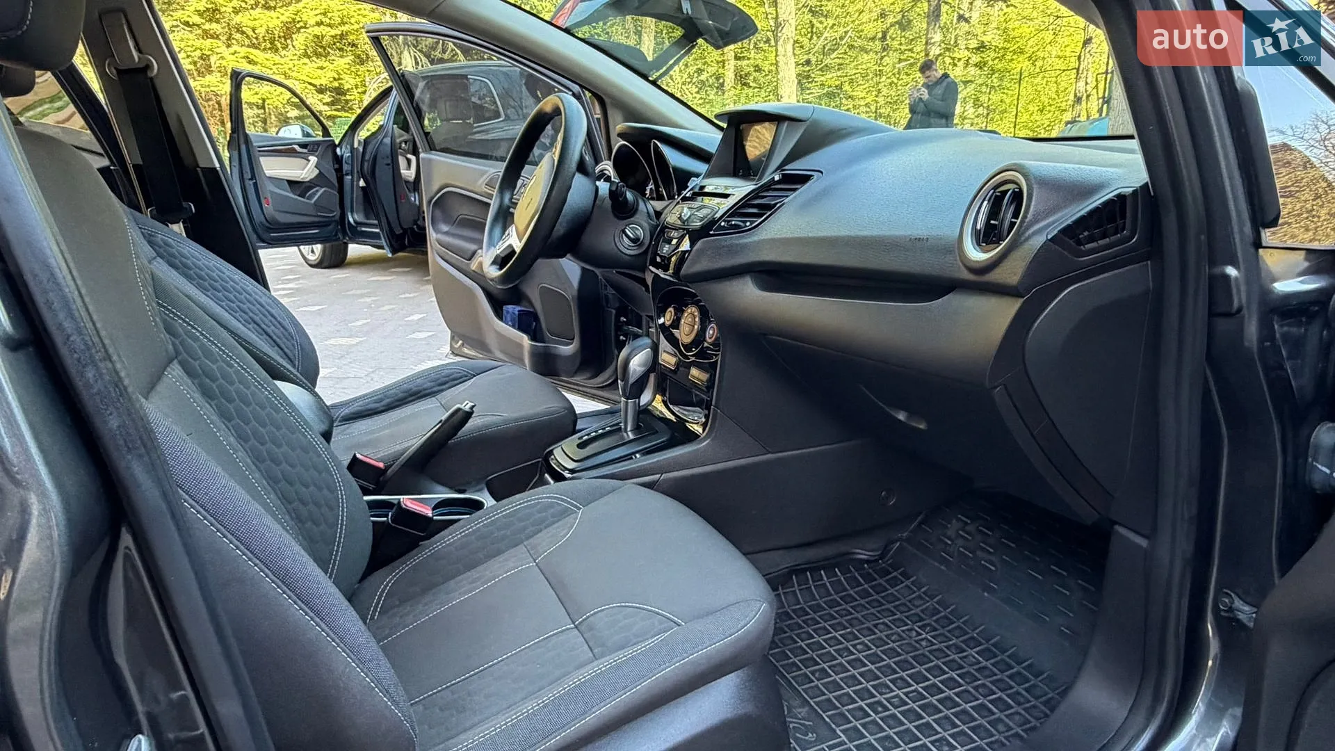 2018 Ford Fiesta - мініатюра 53