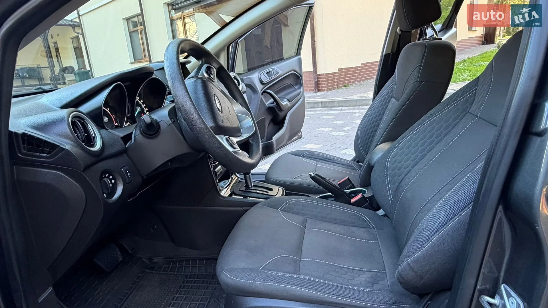 2018 Ford Fiesta - мініатюра 65