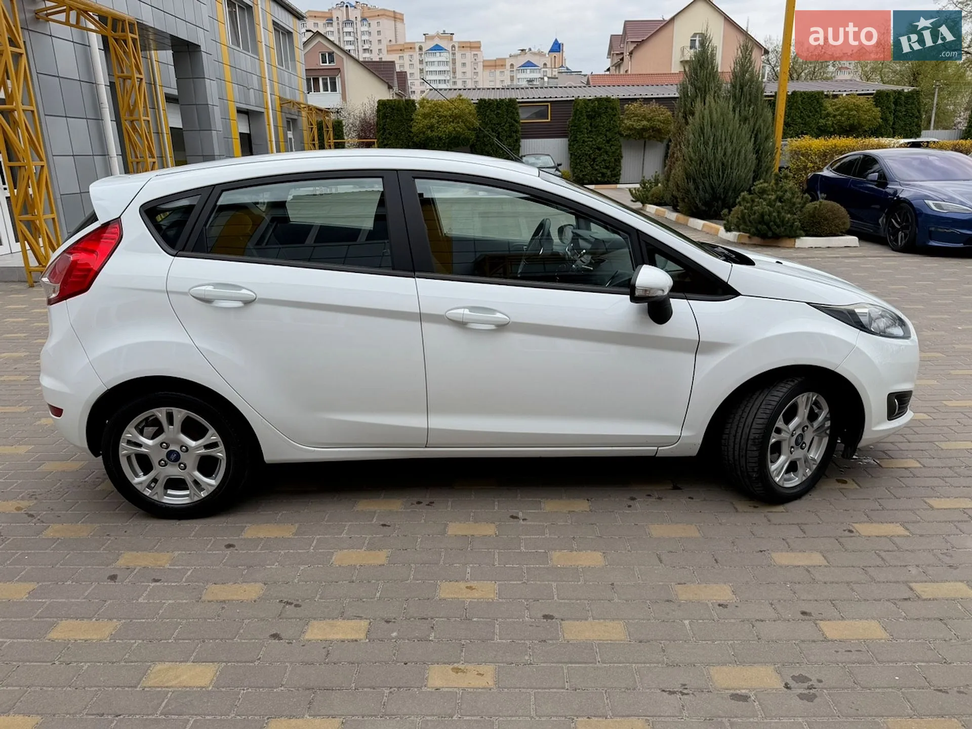 2016 Ford Fiesta - мініатюра 16
