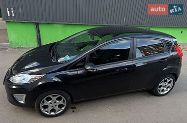 Хэтчбек Ford Fiesta 2011 в Киеве