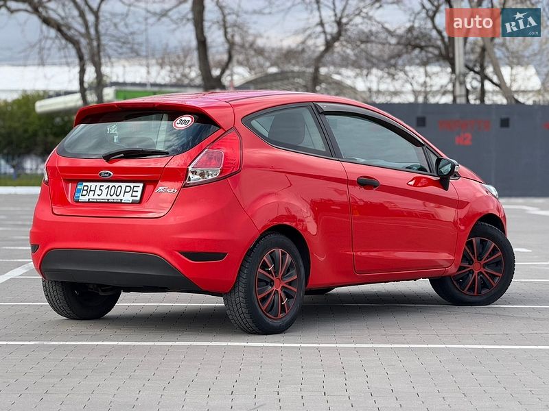 Хэтчбек Ford Fiesta 2013 в Одессе