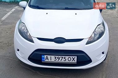 Хэтчбек Ford Fiesta 2012 в Макарове