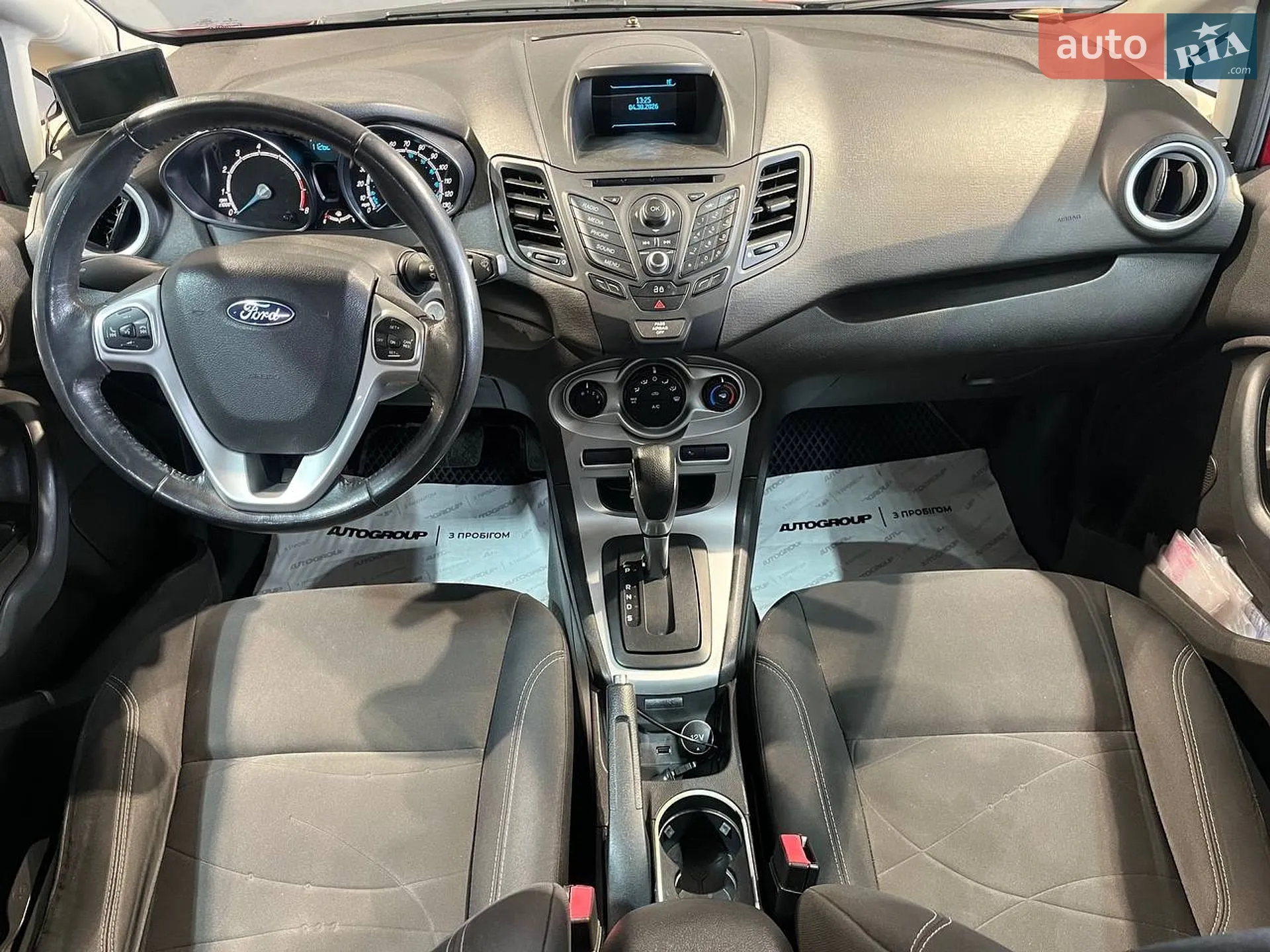 2013 Ford Fiesta - мініатюра 12