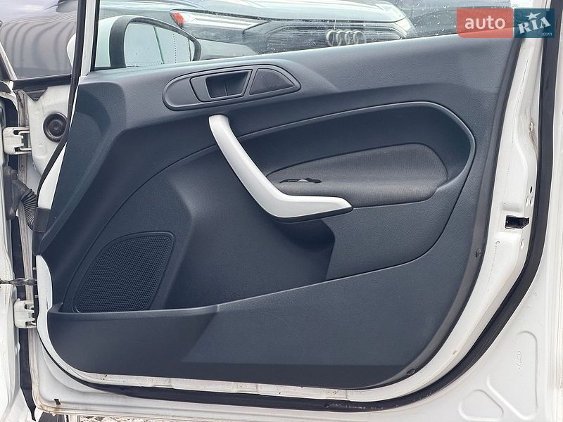 Хетчбек Ford Fiesta 2012 в Вінниці