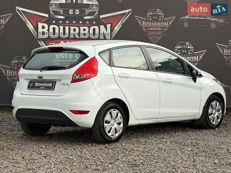 Хетчбек Ford Fiesta 2012 в Вінниці