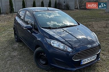 Хэтчбек Ford Fiesta 2013 в Ровно