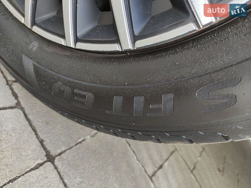 Седан Ford Fiesta 2013 в Киеве