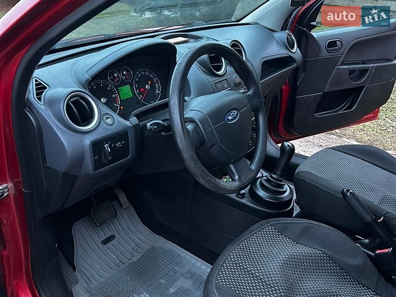 Хетчбек Ford Fiesta 2007 в Одесі