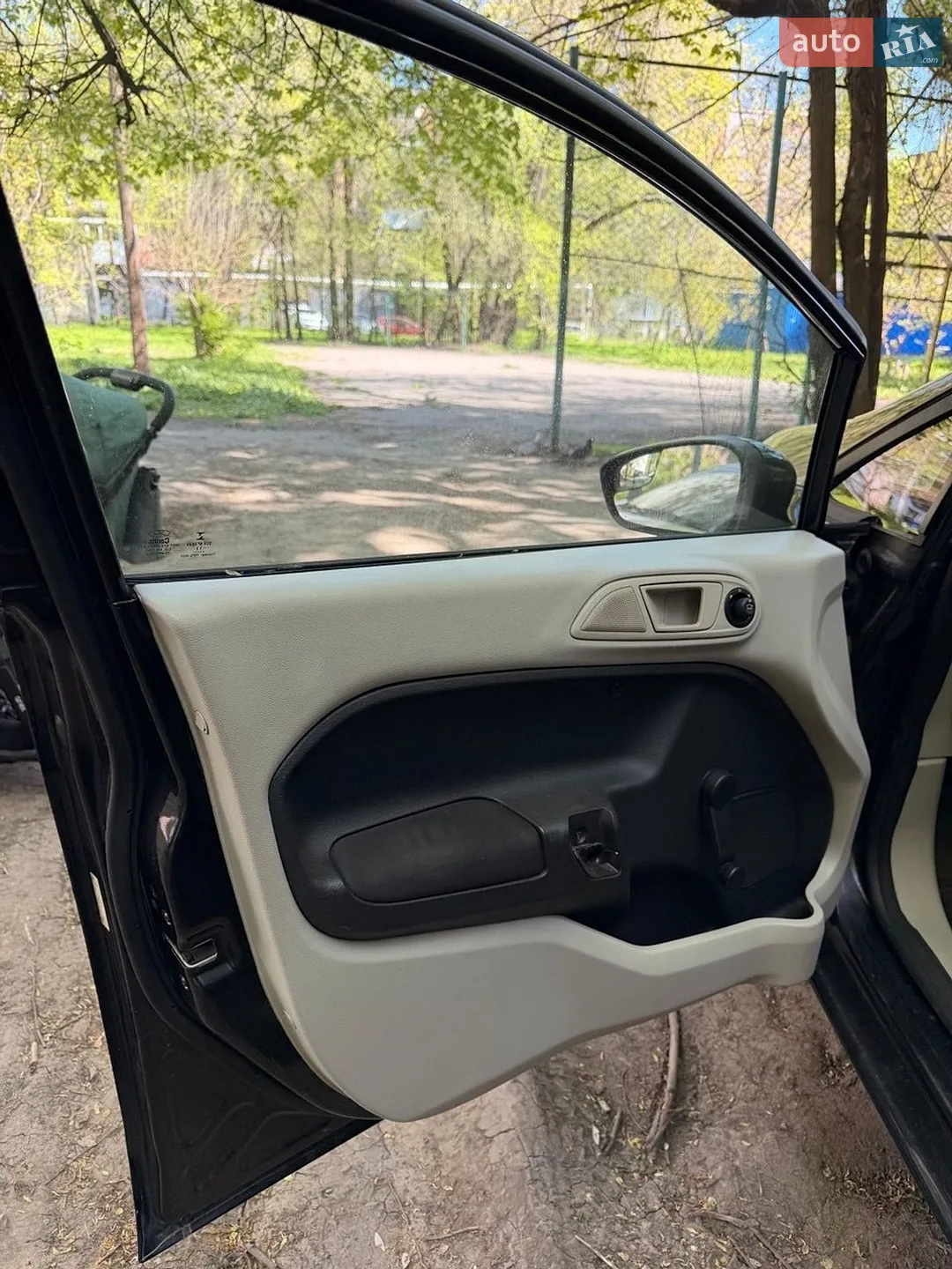 2013 Ford Fiesta - мініатюра 57