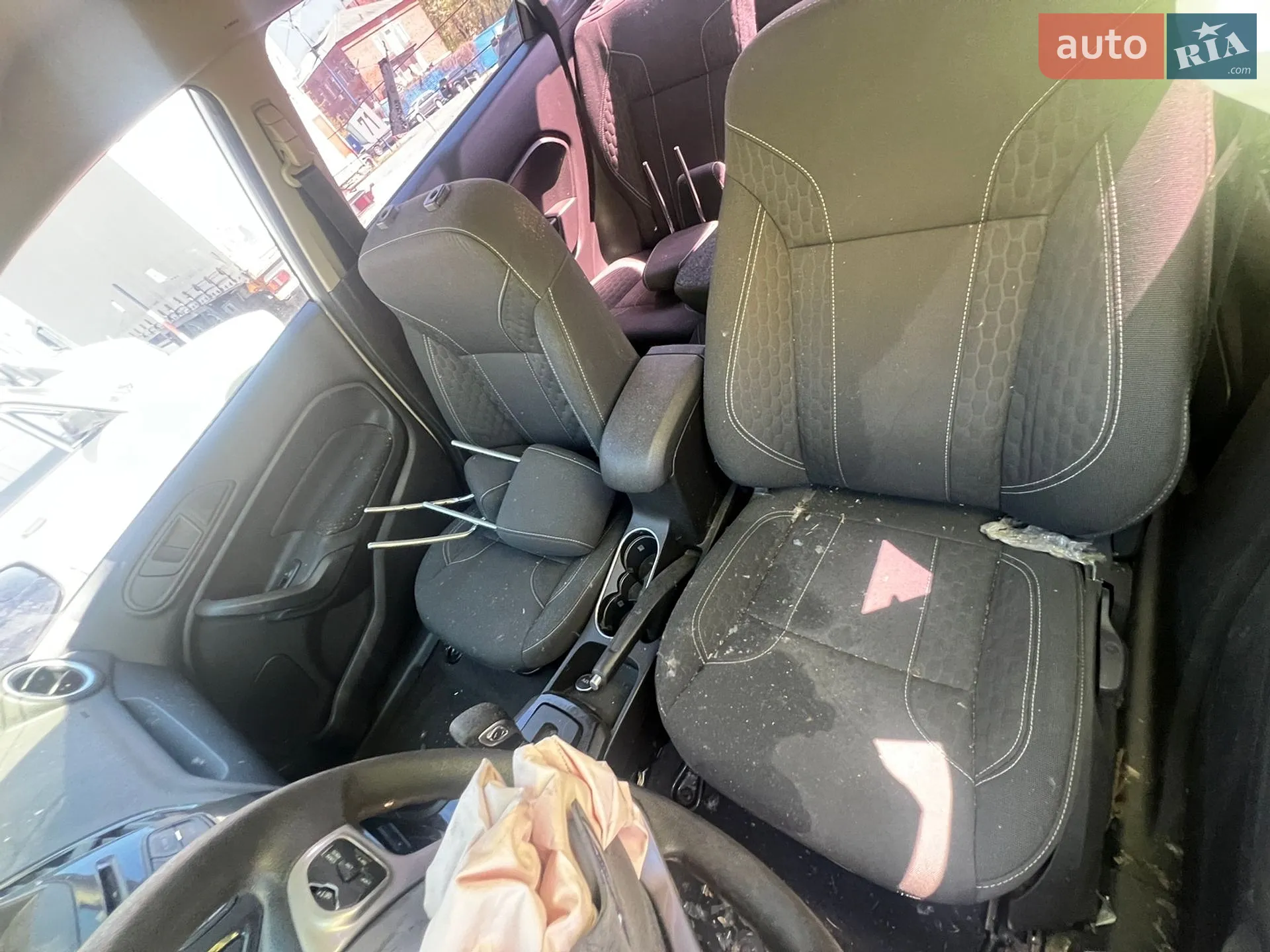 2019 Ford Fiesta - мініатюра 27