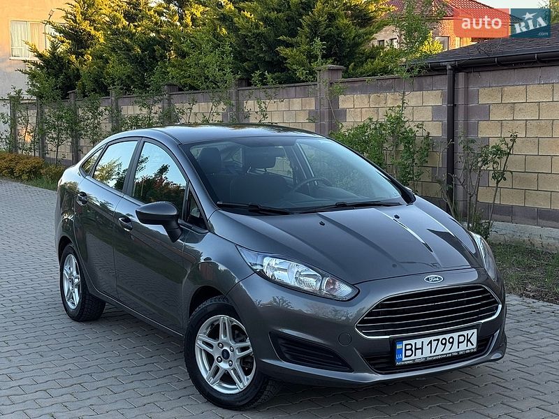 Седан Ford Fiesta 2019 в Одессе