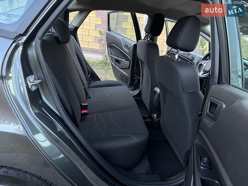 Седан Ford Fiesta 2019 в Одессе