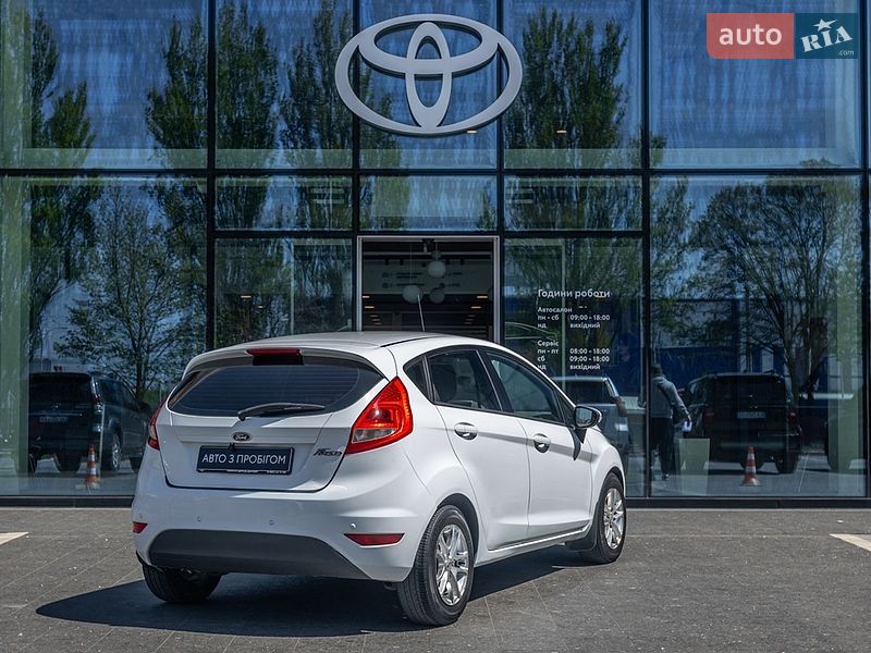 Хэтчбек Ford Fiesta 2011 в Днепре