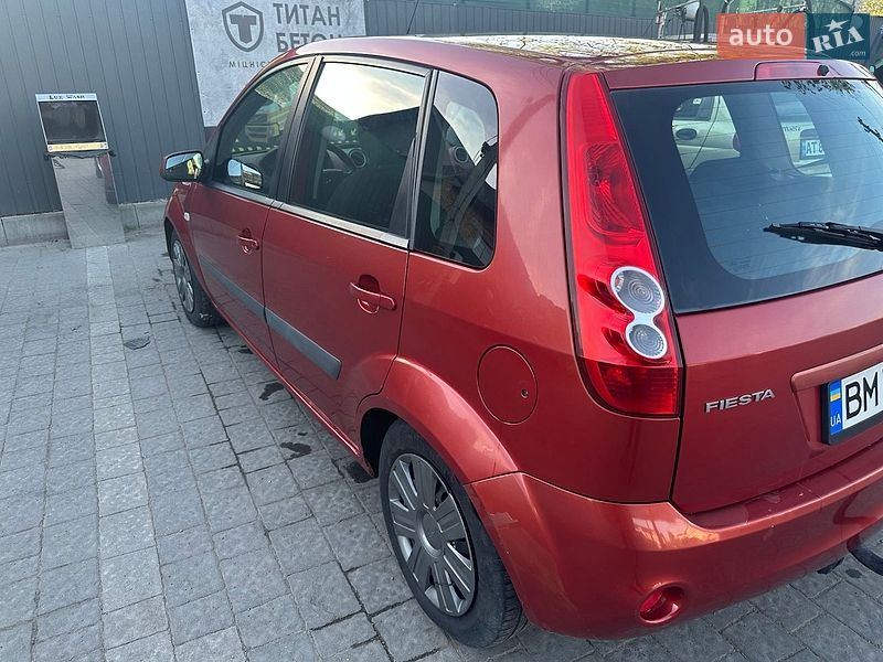 Хэтчбек Ford Fiesta 2008 в Ивано-Франковске