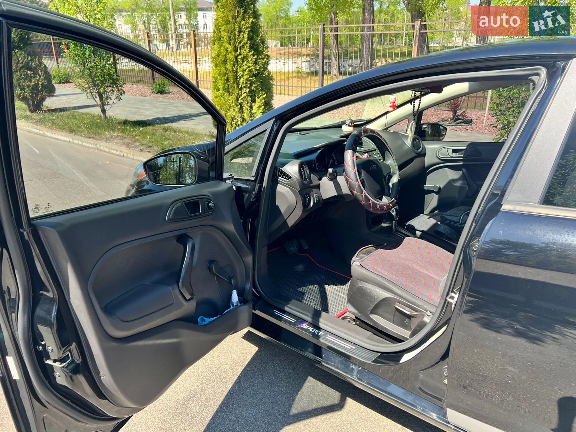 2015 Ford Fiesta - мініатюра 9