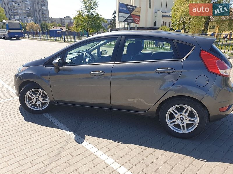 Хэтчбек Ford Fiesta 2019 в Шептицькому