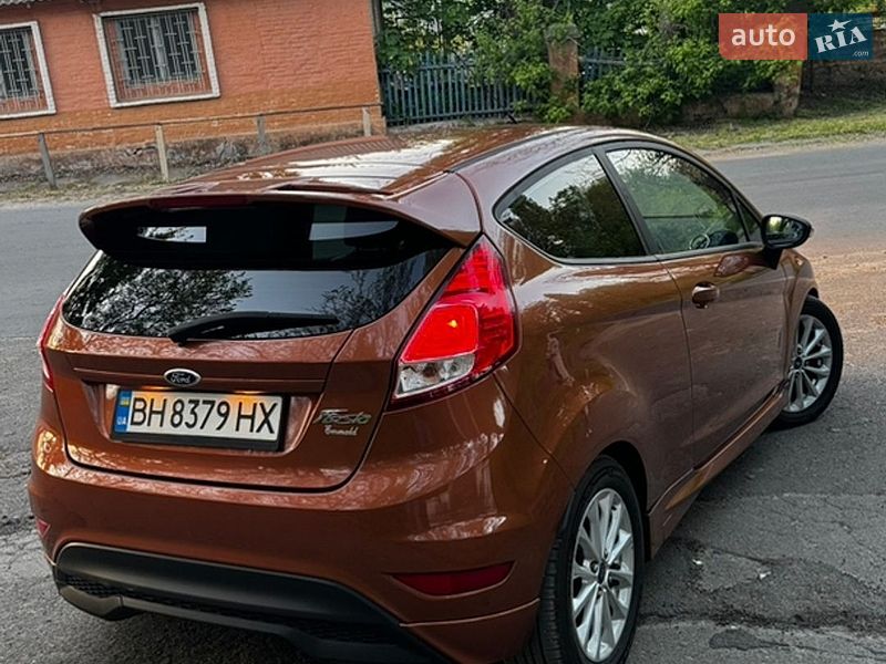 Хэтчбек Ford Fiesta 2013 в Одессе