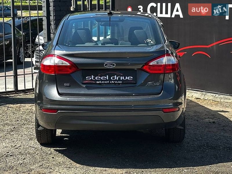 Седан Ford Fiesta 2017 в Миколаєві
