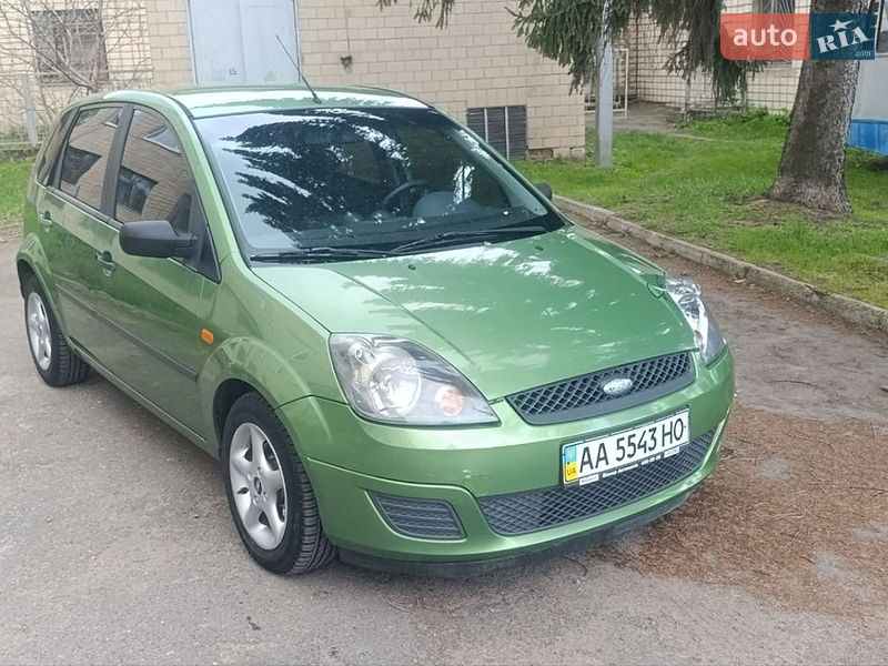 Хэтчбек Ford Fiesta 2007 в Прилуках