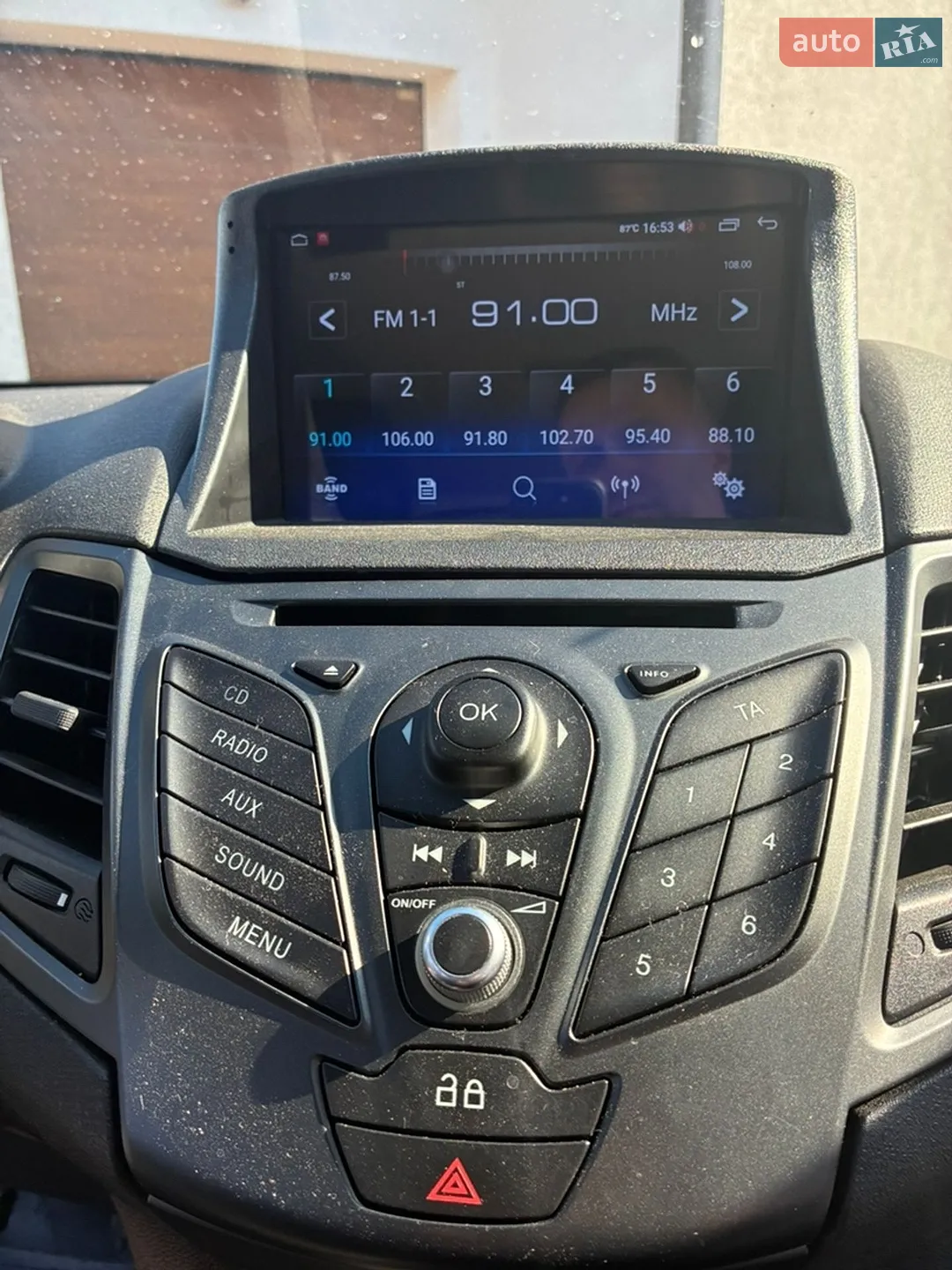 2013 Ford Fiesta - мініатюра 11